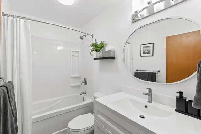 Long or Short Term, 2 BDRM Fully Furnished Rental in Riverdale in Long Term Rentals in Whitehorse - Image 7