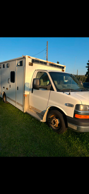 2012 Chevrolet Cutaway Van