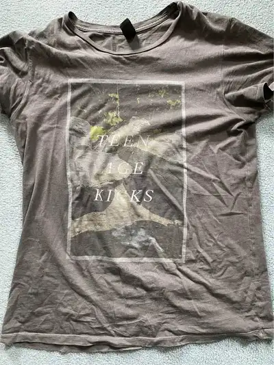 Medium men's grey OBEY t-shirt "Teen Age Kicks" logo. Great condition!