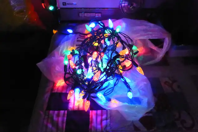 Led 70 Lights C6 Seven Strands Unused $40 in Outdoor Lighting in City of Toronto - Image 2