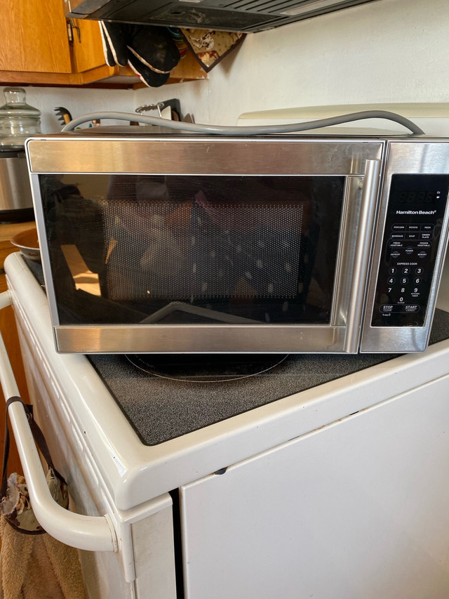 Microwave for sale in Microwaves & Cookers in Saskatoon