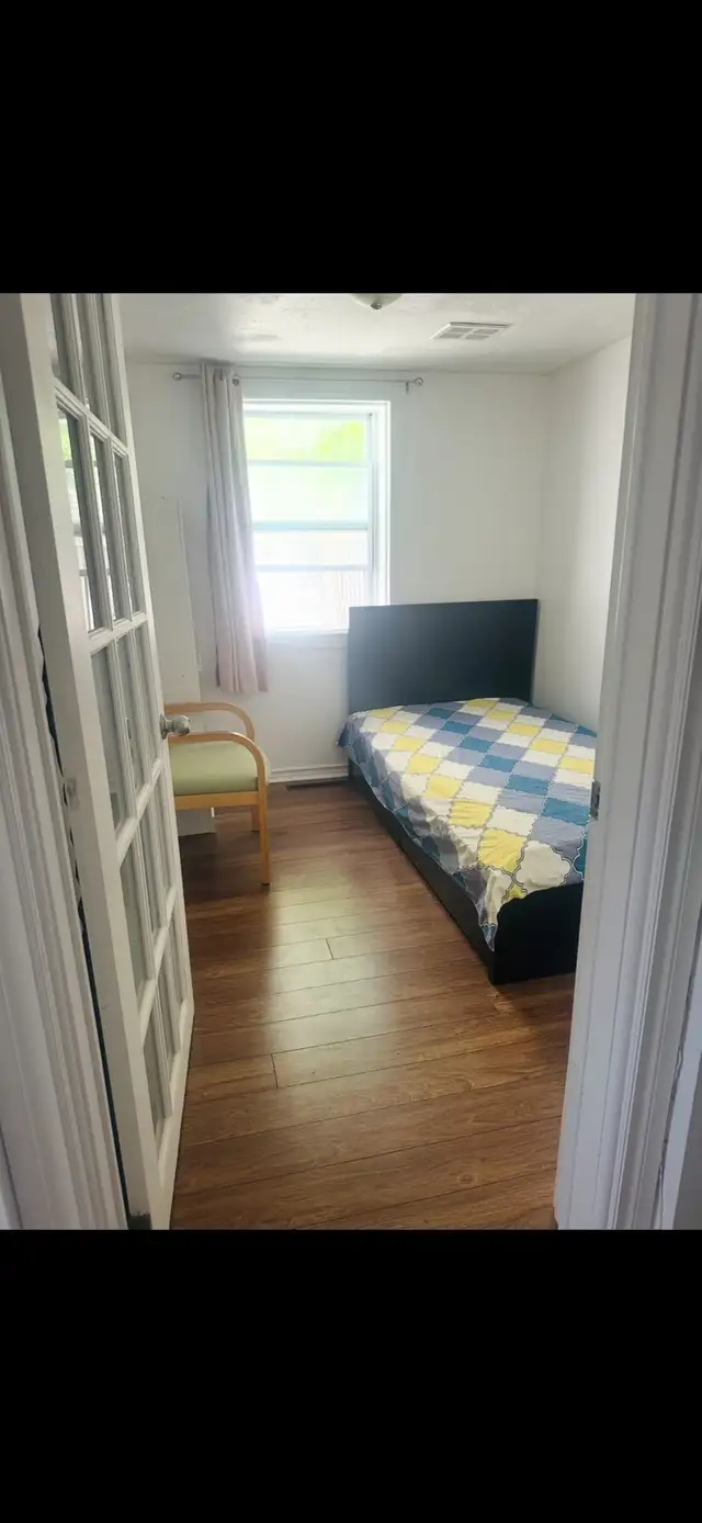 Room rent in Room Rentals & Roommates in Mississauga / Peel Region - Image 2
