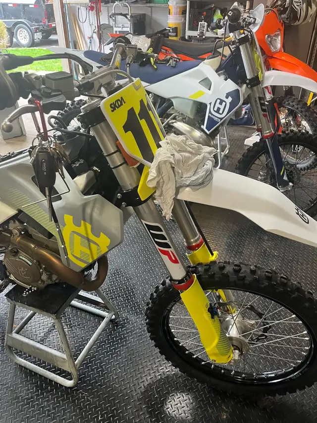 2024  husqvarna fc350  in Dirt Bikes & Motocross in Oshawa / Durham Region - Image 5