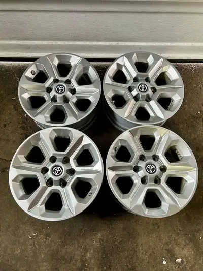 firm price ! 400$ all 4 oem toyota 4runner / tacoma rims , wheels 17 inch ! 17x7.5 6x139.7 offset 15...