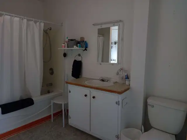 Chambre en colocation pour femmes à Rimouski, 15 jan ou 1e fév. in Room Rentals & Roommates in Rimouski / Bas-St-Laurent - Image 3