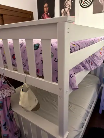 Bunkbed/lit superposé, View more