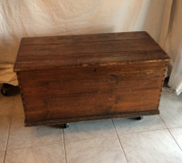 antique vintage primitive DOVETAIL WOOD BLANKET BOX