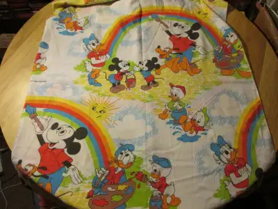 Walt DISNEY Vintage Bed Sheet Mickey Mouse Donald Duck Rainbow, View more