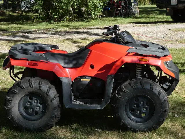 Arctic Cat Alterra 400 ATV 4-wheeler in ATVs in St. Catharines - Image 4