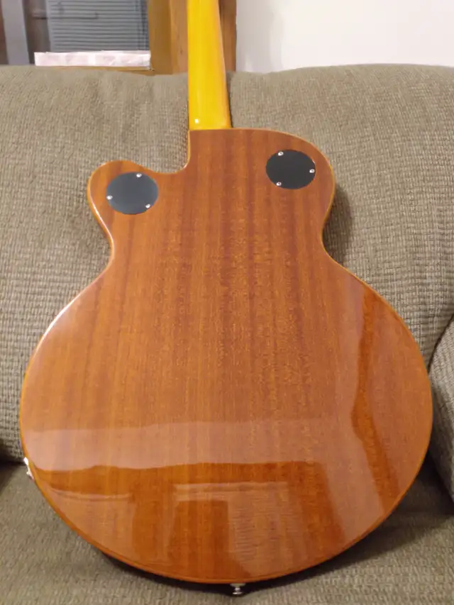 Epiphone Wildcat in Guitars in Thunder Bay - Image 3