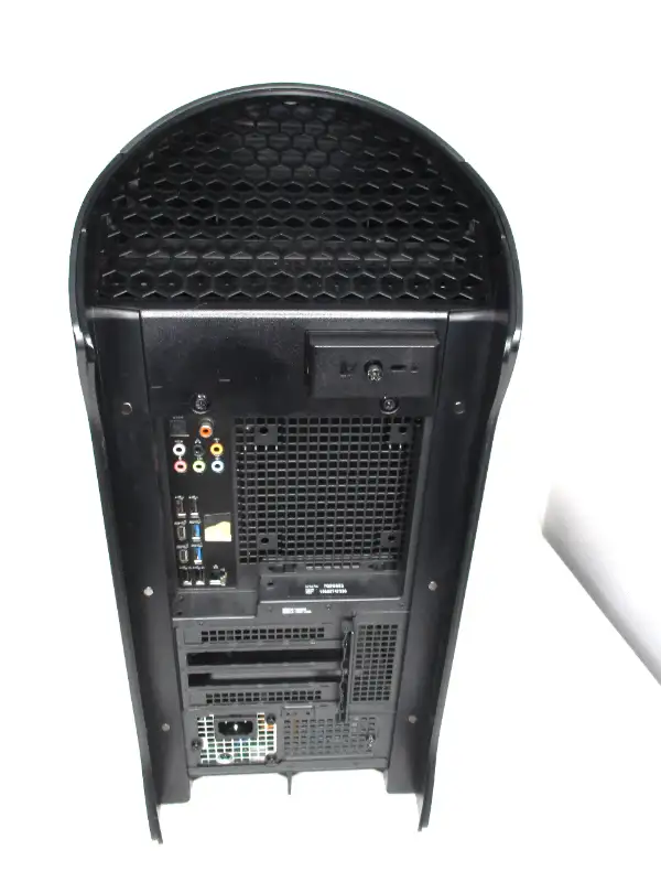 Alienware Aurora R14 Desktop Ryzen 5 5600X Liquid Cool 1000W PSU ...