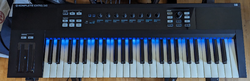 Native Instruments Komplete Kontrol S MK1   Pianos & Keyboards