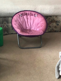 Bratz Round Foldable Bucket Chair $20