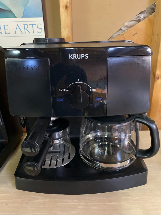 KRUPS Coffee and Espresso Machine Combination,Black in Box in Coffee Makers in Markham / York Region - Image 3