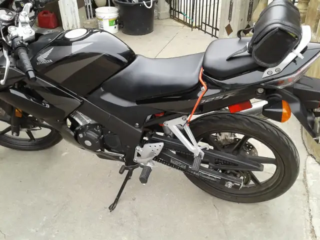 2008 Honda CBR 125 in Sport Bikes in Regina - Image 2