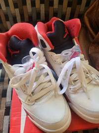 Air Jordans 4 !/2 Y worn once