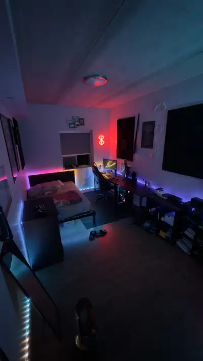 JAN- AUGUST sublet Hello, I am seeking a sublet for the upcoming 2026 January - August 8 month term....