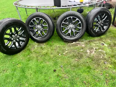 As new 4 tires and wheels for Toyota trucks or suv Maybe other models 265/60R20 Yokohama geolander c...