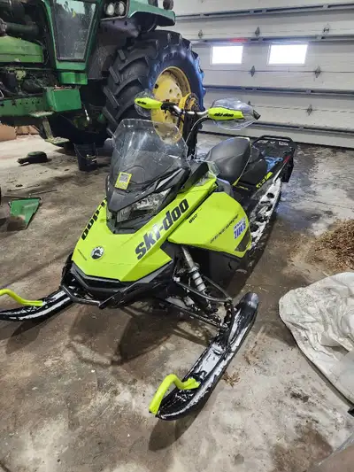I'm selling my used 2020 Ski-Doo Renegade 850 in decent shape some scratches has low kms around 4000...