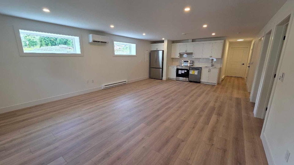 2 bed/1 bath apartment in Wolfville 1