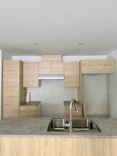 Nouveau 3 1/2 à louer – Sainte-Adèle Disponible dès le 15 février 2026 – 1 400$/mois Découvrez le co...