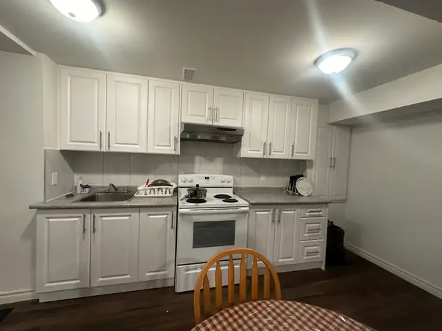 room for rent in Room Rentals & Roommates in Oshawa / Durham Region - Image 6
