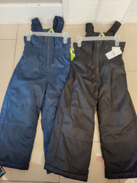 Size 4T snow pants, navy or black 