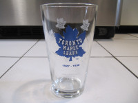 Toronto Maple Leafs 1927-1928 Boston Pizza Collectible Glass