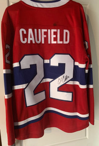 Jersey de collection signé Cole Caufield du Canadien de Mtl