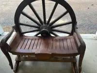 Bench waggon wheel