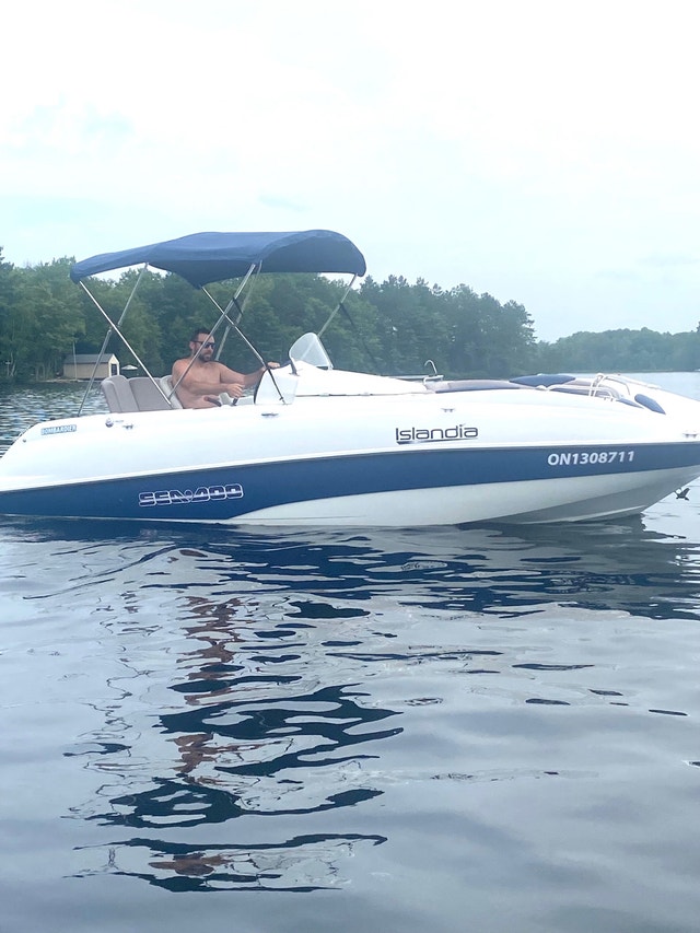 Seadoo deck boat Powerboats & Motorboats Kawartha Lakes Kijiji