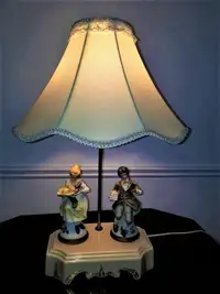 antique lampe 1930 debut 1940 figurine en platre