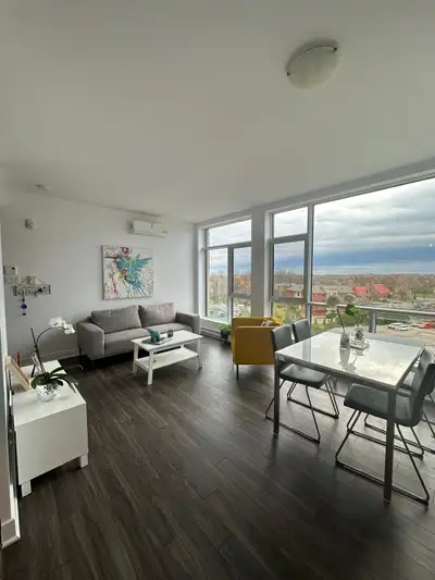 FIRST MONTH FREE! Beautiful and bright 2 bed + 2 bath apartment for lease transfer at Pierrefonds, Q...