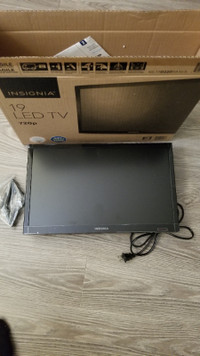 Insignia - 19" Class LED - 720p TV Monitor $30