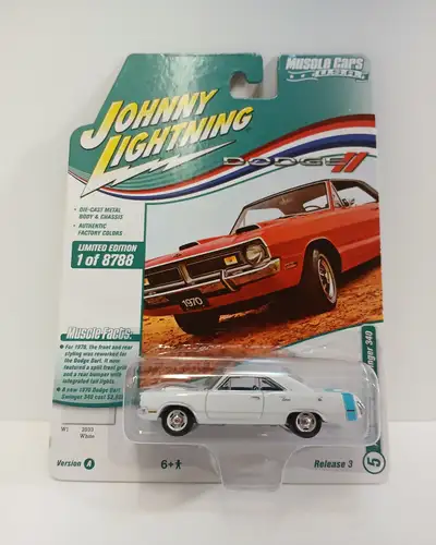 1970 Dodge Dart Swinger 340 2021 Johnny Lightning Muscle Cars U.S.A. Release 3 • Version A Limited t...