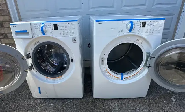 27” LG WASHER AND DRYER SET FRONT LOAD STACKABLE FULL CAPACITY  in Washers & Dryers in City of Toronto - Image 10