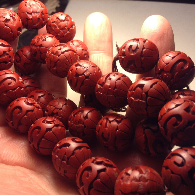 VINTAGE DECO CHINESE CARVED CINNABAR RED ROUND BEADS NECKLACE in Arts & Collectibles in Vancouver