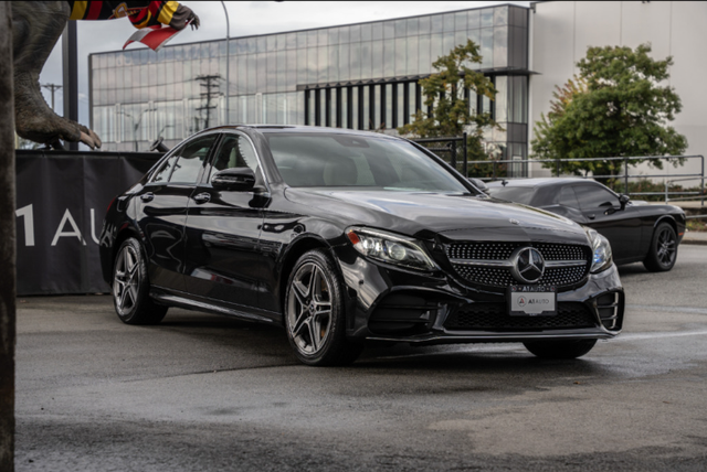 2021 Mercedes C300 4Matic in Cars & Trucks in Delta/Surrey/Langley - Image 2