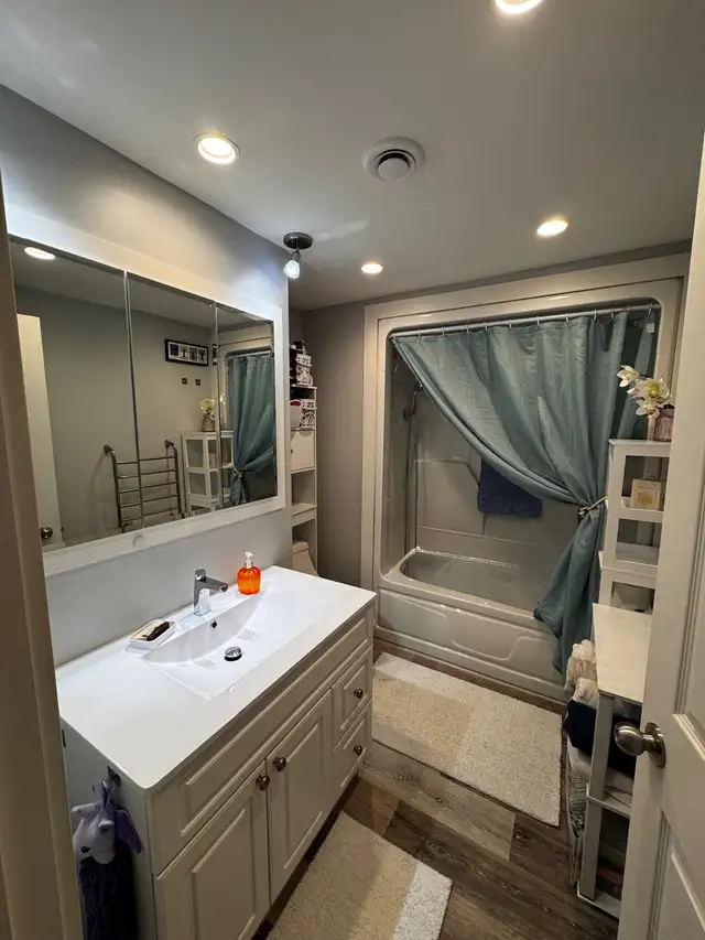 Furnished room for rent near downtown in Long Term Rentals in Whitehorse - Image 6