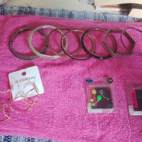 JEWERLY NECKLACES BANGLES AND MORE CASH ONLY KELLIGREWS