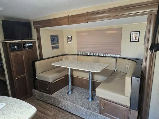 2016 Venture RV  Sonic 22BH. SOLD PENDING in Travel Trailers & Campers in Calgary - Image 7