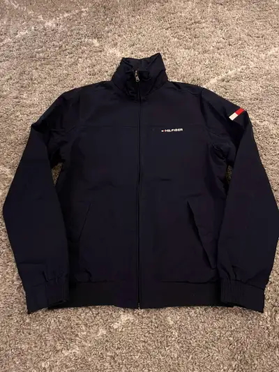 Tommy Hilfiger - Medium , View more