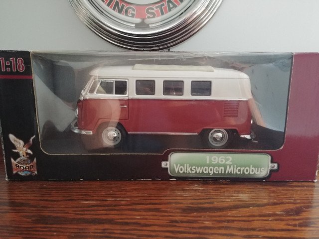 Volskwagen Minibus 1962 dans Art et objets de collection  à Longueuil/Rive Sud
