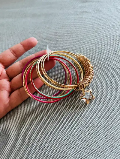 Kids bangle set BNIB $4 firm Size - 2.5 diameter Pickup is erinmills and eglinton Smoke and pet free