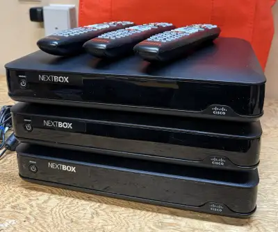 3 identical units. 1 TB Hard Drive gives ~120 hrs of HD recording. In excellent condition. Full work...