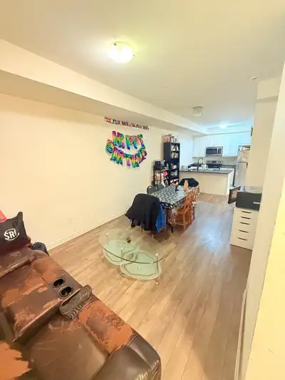 PRIVATE ROOM FOR RENT