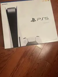 playstation 5 disc edition + two controllers and 3 games