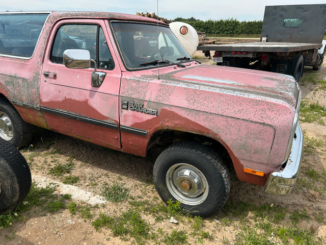 1990 ramcharger needs restoration  in Cars & Trucks in Owen Sound