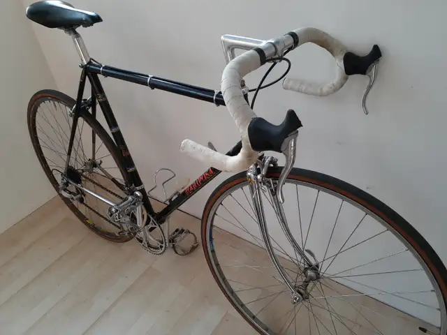Vintage Mariposa Road Bike in Road in City of Toronto - Image 4