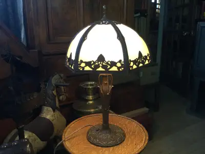 Art Nouveau Bent Potato Chip Glass Bronze Lamp, 1907, View more